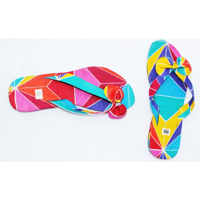 Tongs, imprimé ethnique motifs géométrique multicolore